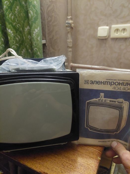 Продам телевизор
