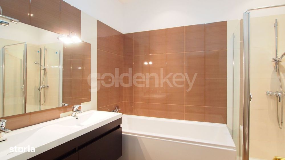 Apartament cu 4 camere si vedere panoramica spre lac