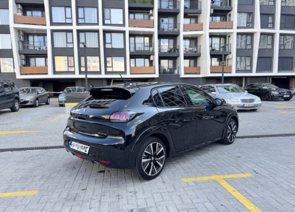 Peugeot 208 GT-Line , automatic, keyless, distronic