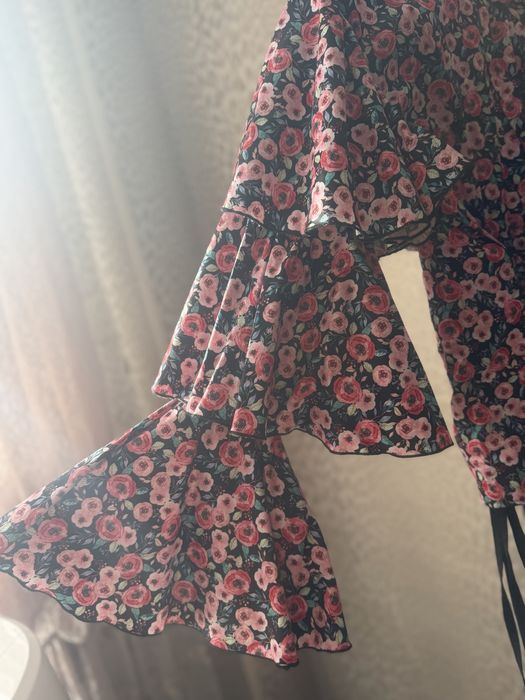 Продам блузку от Kirpi