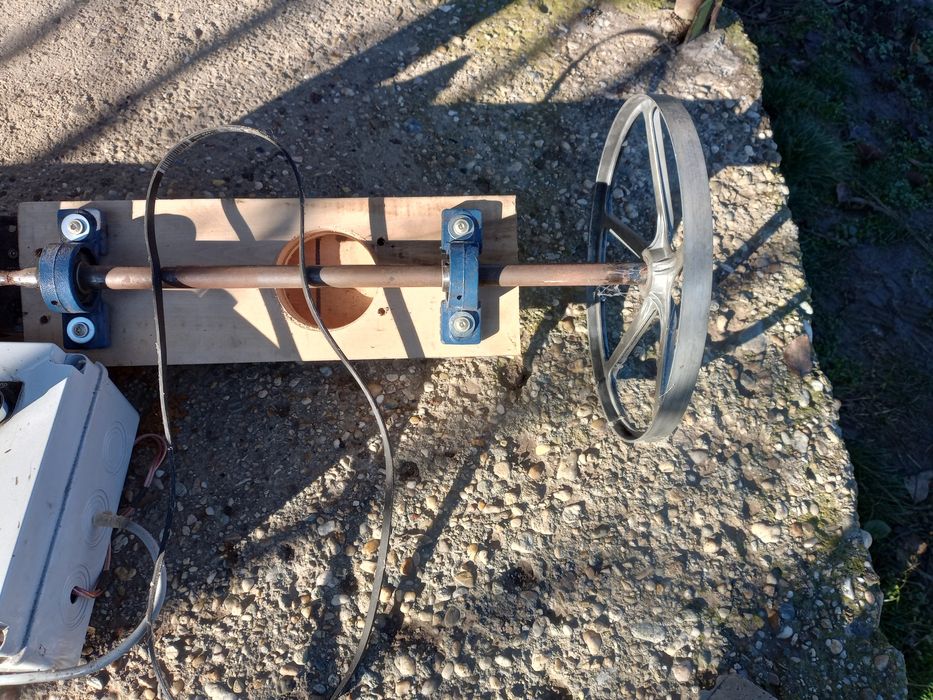 Центрофуга за мед 16 рамки ДБ