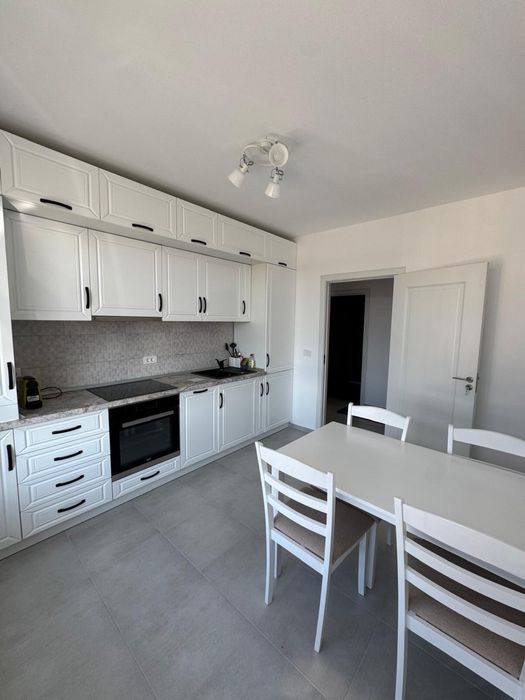 Apartament tip penthouse, cu terasă de 20 mp și vedere panoramică spre Piatra Craiului – Panoramic Garden, Cristian