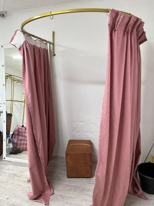 ПродаетсЯ  Стеллаж для вещей