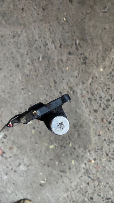 Датчик коленвала камри 20