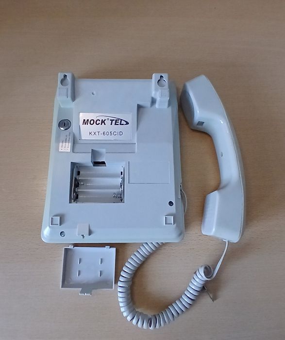 Продам телефон стационарный кнопочные