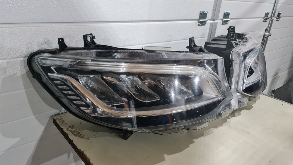 Far stanga dreapta full led Mercedes Sprinter W907 W910 Led Hight Perf