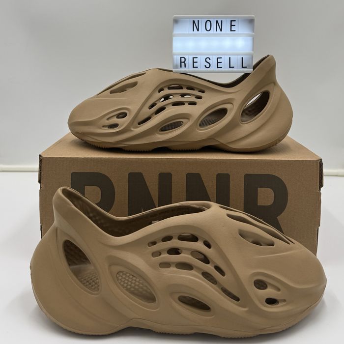 Adidas Yeezy Boost Foam Runner RNNR Ochre, Noi