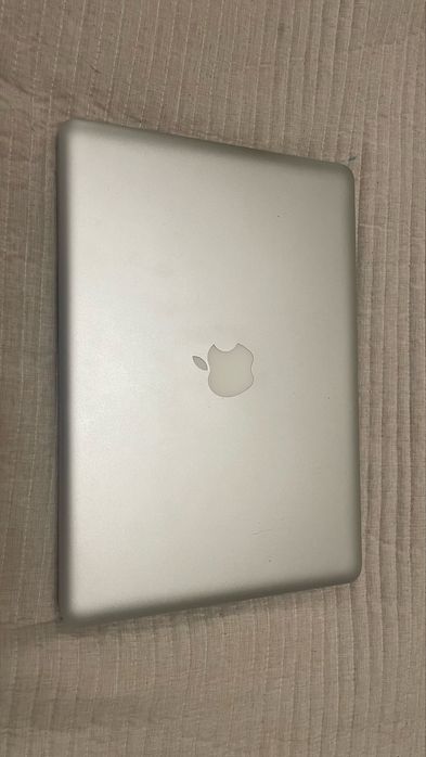 Macbook pro 2009 SSD  Перфектен