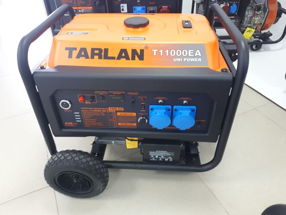 Генератор бензиновый, электростанция, движок, генератор.