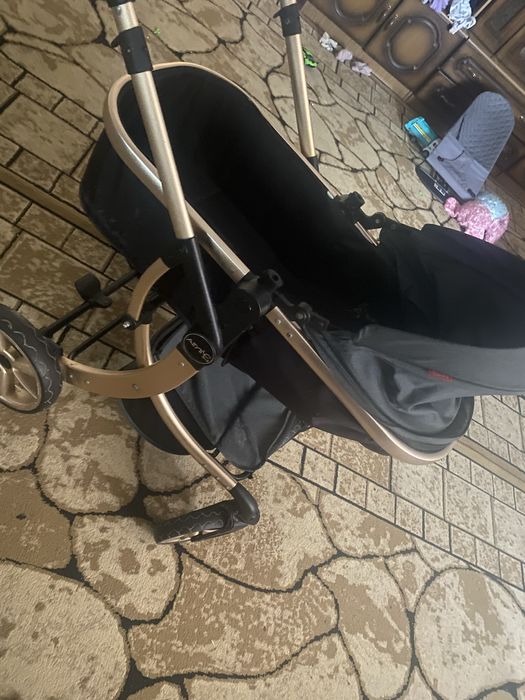 Коляска хорошая