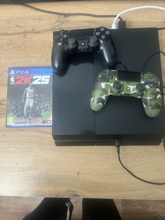 Продам ps 4 + ps plus