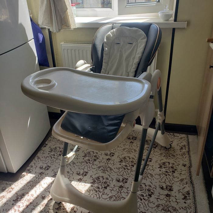 Стул для кормление детей!