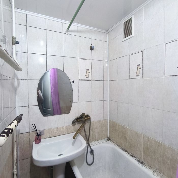 Продам 2 ком квартиру