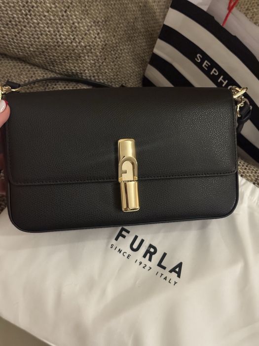 Furla черна чанта с дълга дръжка фурла