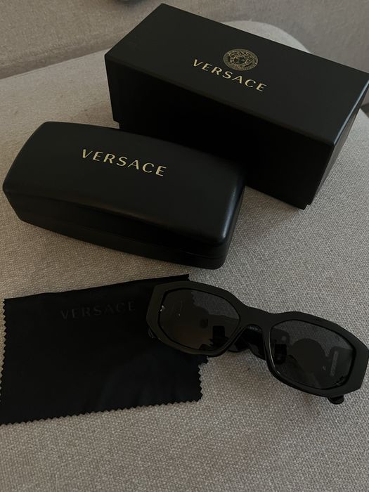 Слънчеви очила Versace
