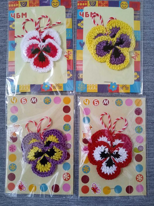 Мартеници гривни, снопчета, за закичване МИКС от производител на едро.