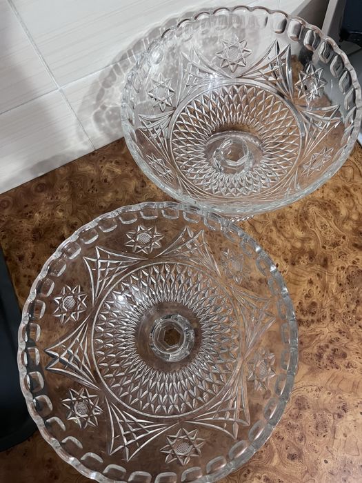 Вазы хрустальные 2 шт.