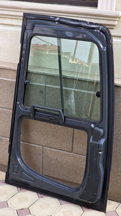 Дверь кабины экскаватора KOMATSU PC270, PC200-8, PC220-8