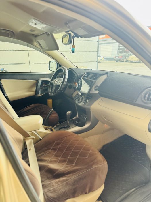 Продам RAV4 в отличном состяний
