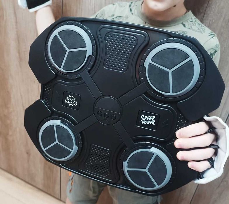 Музикална боксова машина, Bluetooth връзка, удари, интерактивни ефекти