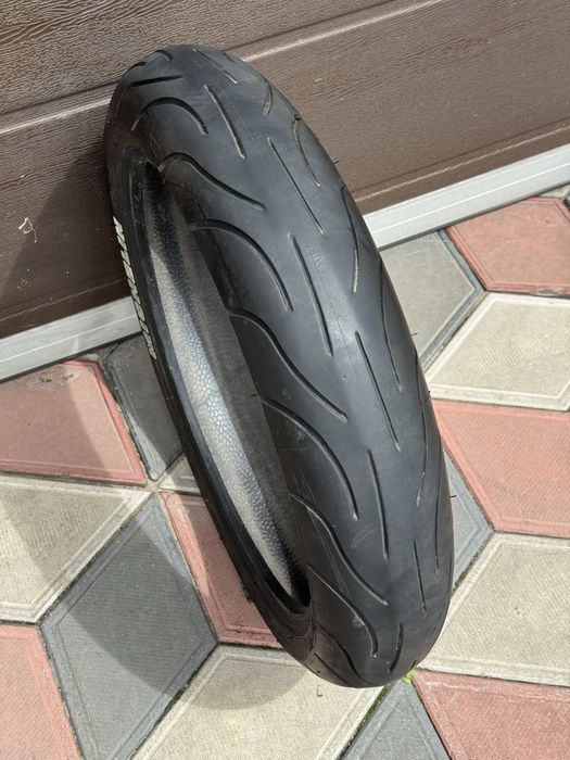 Шина Michelin 120 70 для мотоцикла