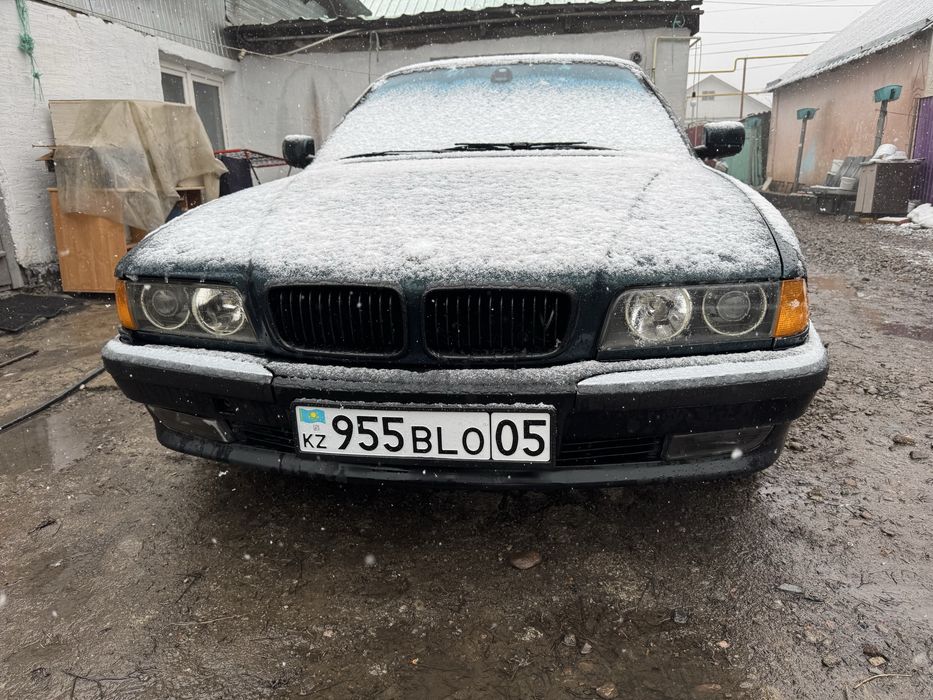 Бмв е38 в среднем состояний