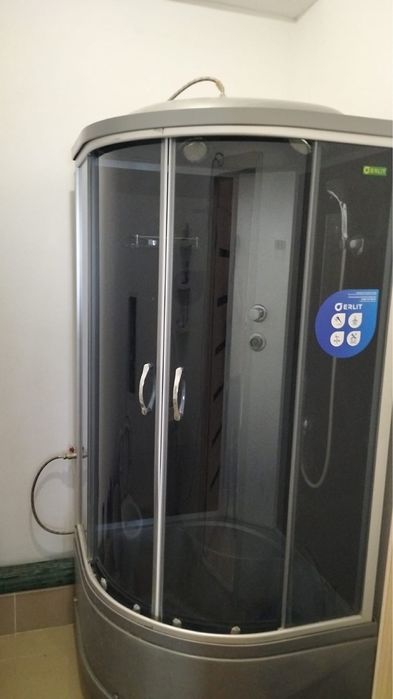 Продам душевая кабинка