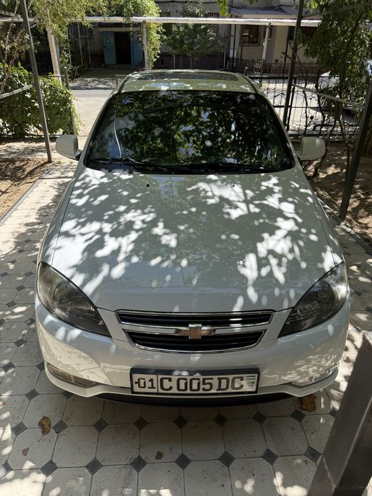 Chevrolet jentra 2018
