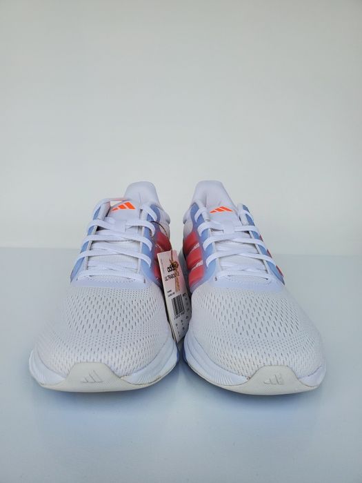Кроссовки Adidas Ultrabounce HP5771