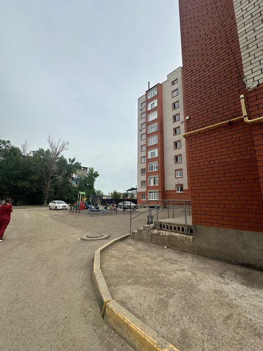 Продам 1 ком квартиру в районе Омега