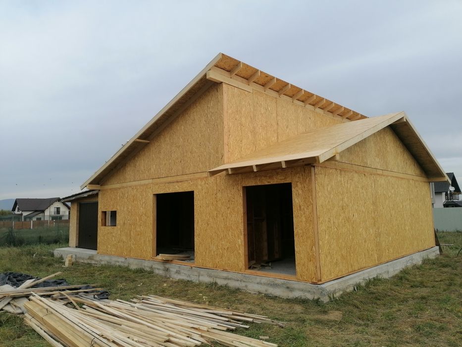 Kit casă stuctură lemn 98mp