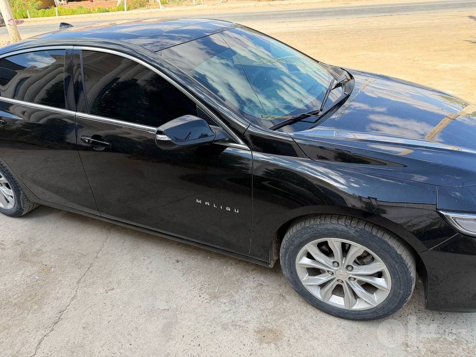 Malibu 2  turbo benzinda yangi moshina