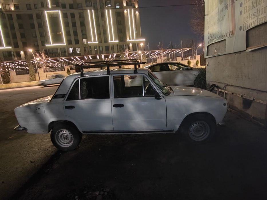 Vaz 21013 sastiyanasi yaxshi holata faqat nahtka sotiladi