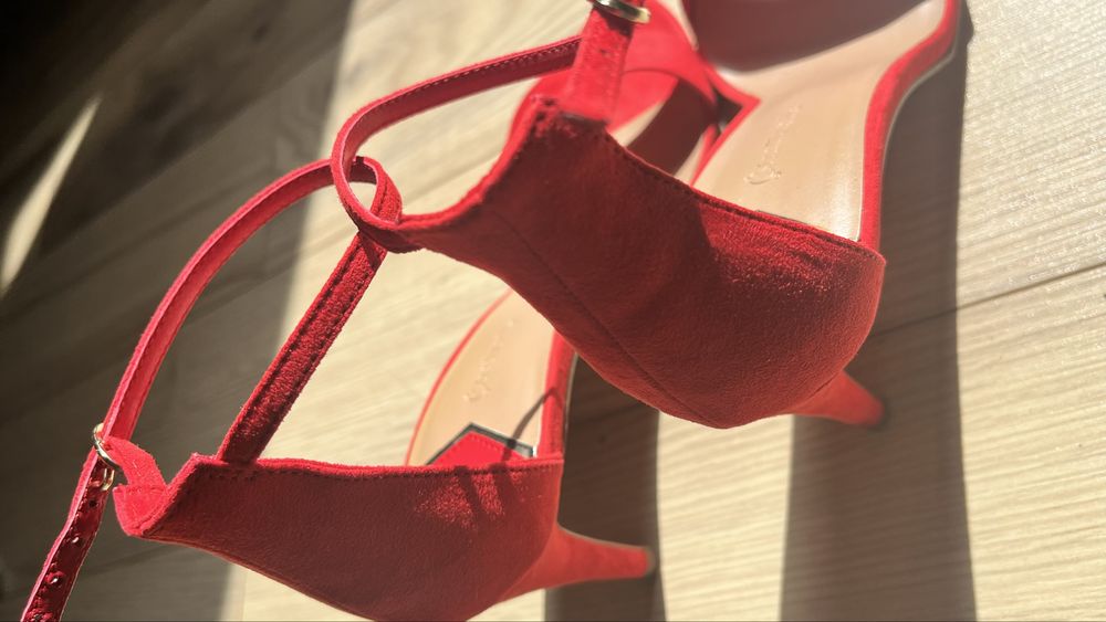 Sandale Stradivarius marimea 40