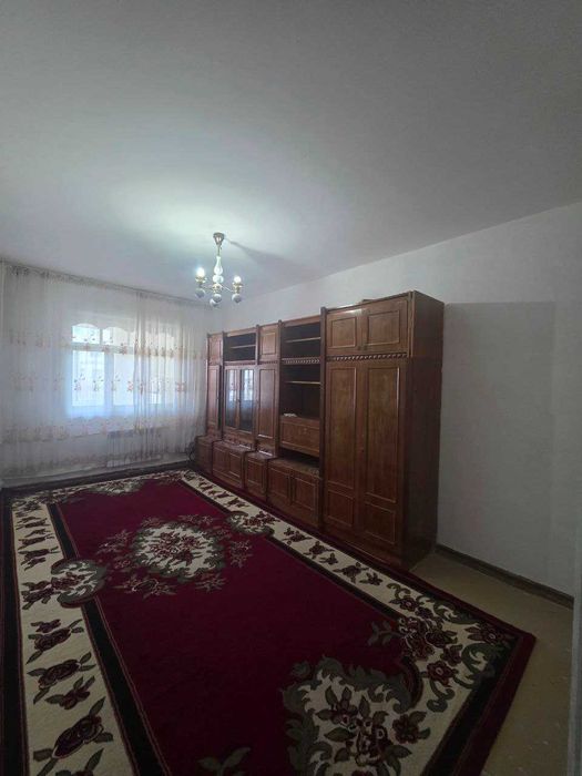 Продаётся 2х комн квартира на 2 этаже Ор-р 5 микрорайон Жомий