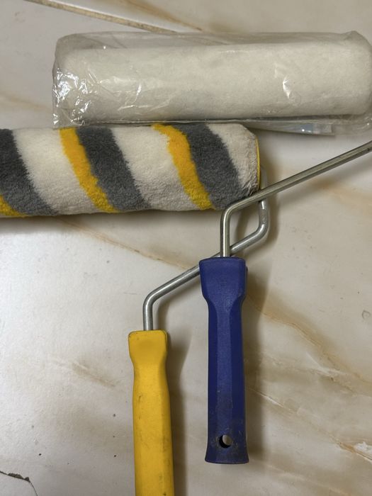 Продам герметик,клей ,пену