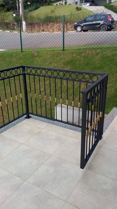 Balustrade și mana curenta din fier forjat
