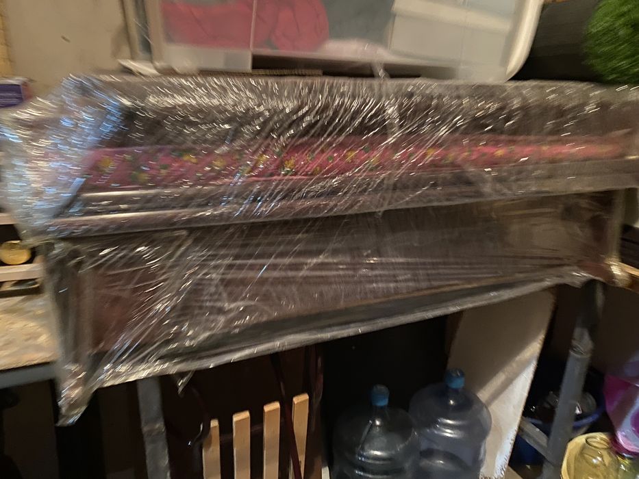 Детская кроватка, красный дуб