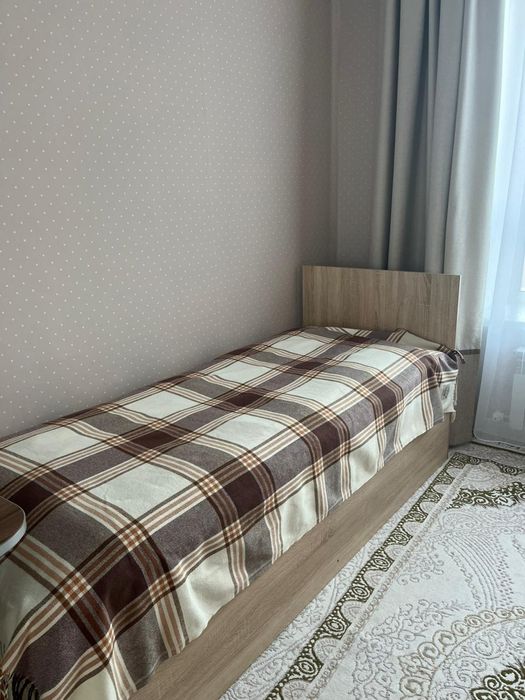 Продам кровать односпальную