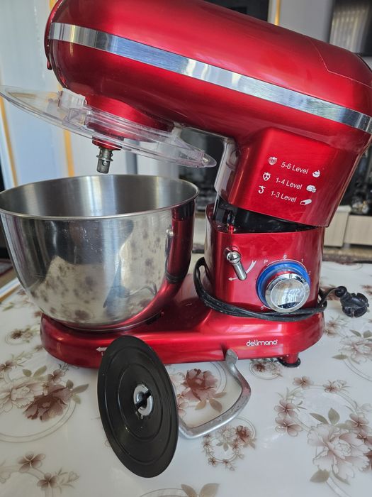 Кухненски робот Делимано  1400w, 85€