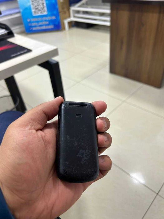 Samsung Gusto 3  сотилади 5353 номери бн.