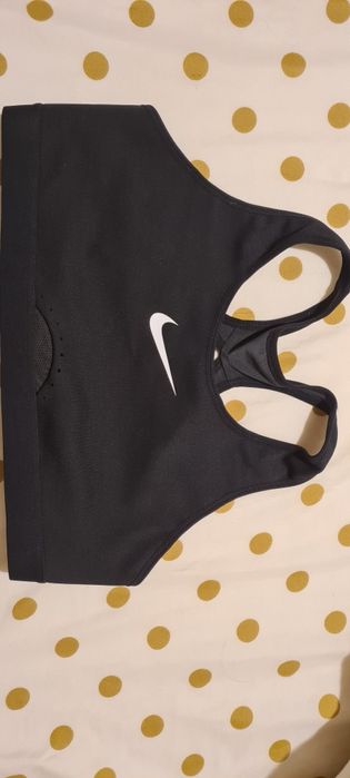 Спортно бюстие Nike