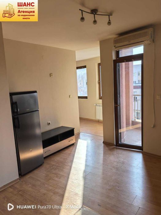 Продава се Четиристаен апартамент в Плевен, Дружба 2 - 107 кв.м за 1187 €/кв.м - Снимка #2