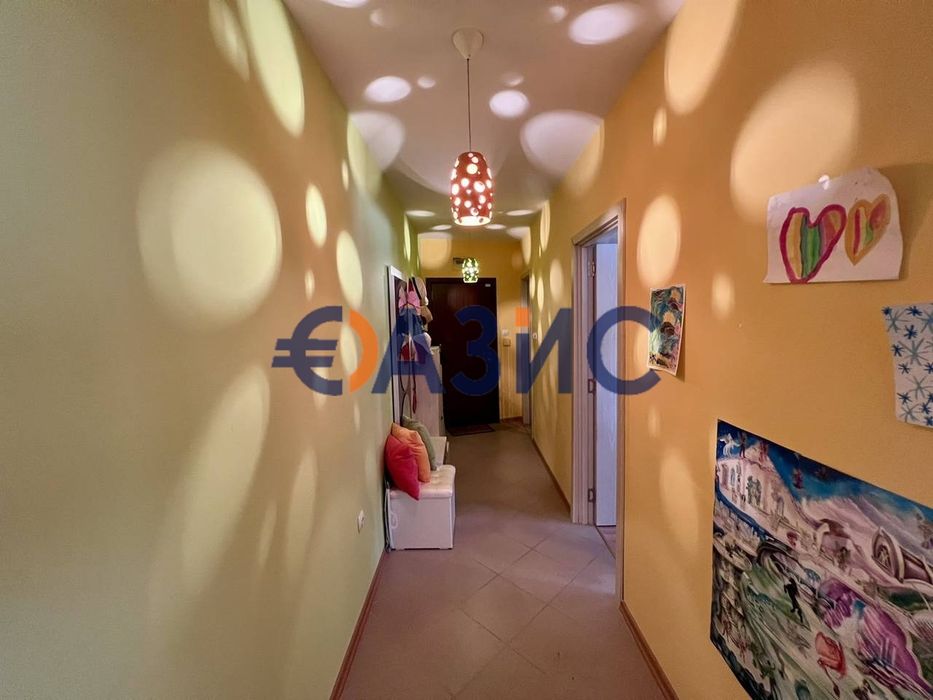 Продава се Двустаен апартамент в к.к. Слънчев бряг - 71 кв.м за 1015 €/кв.м - Снимка #4