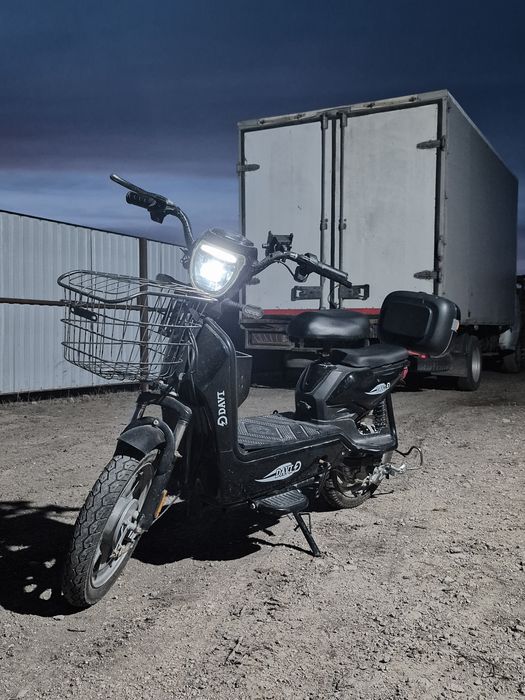 Скутер сатылады!