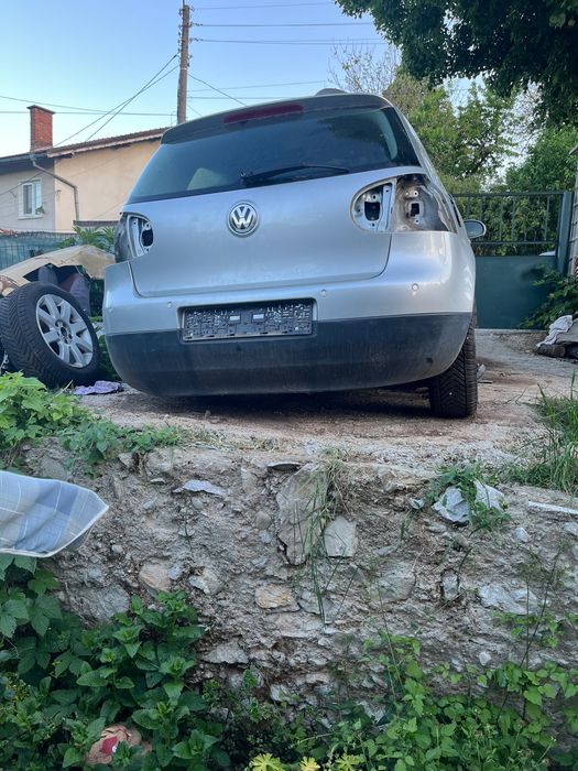 Golf 5 1.6 fsi останали части