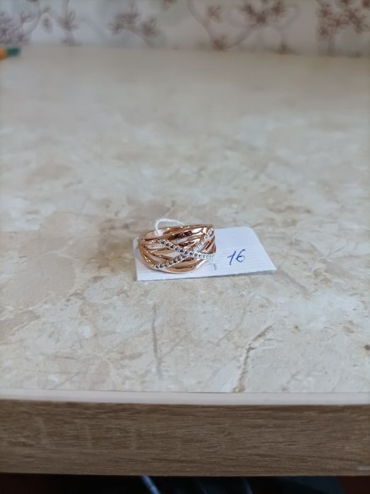 Серьги, кольца от 1600 и выше