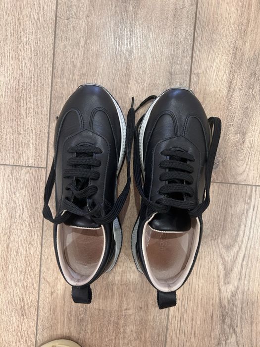 Кроссовки из натуральной кожи