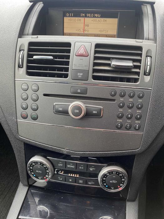 Dezmembrez mercedes c class w204 2.2 euro 5/bara fata w204/capota/far/