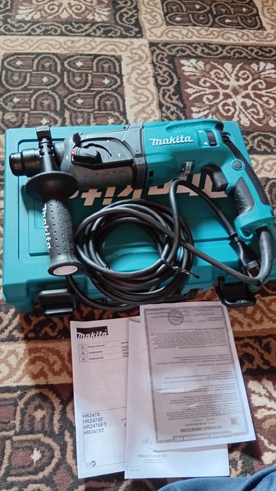 Makita perforator